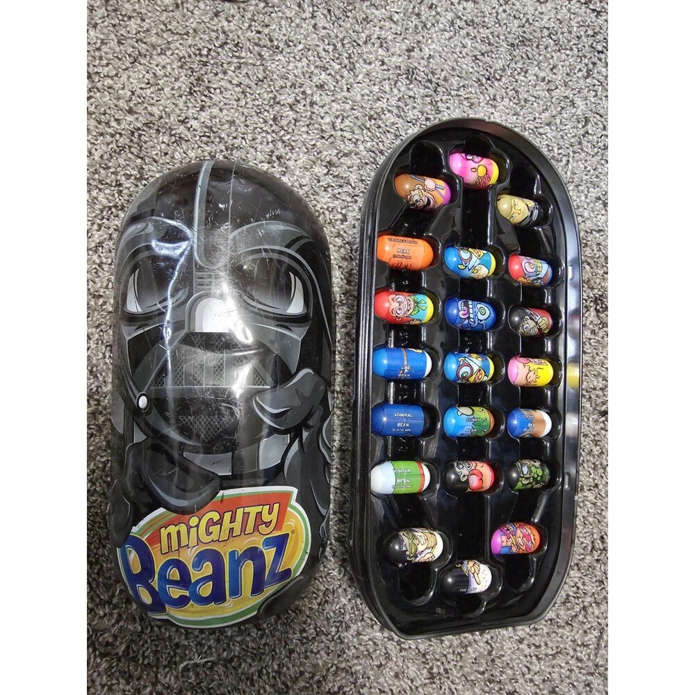 2010 Mighty Beanz Star Wars Darth Vadar Tin With  44 Marvel Beanz lot